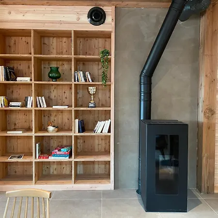 ホステル Le Bout Du Parc ベルサイユ