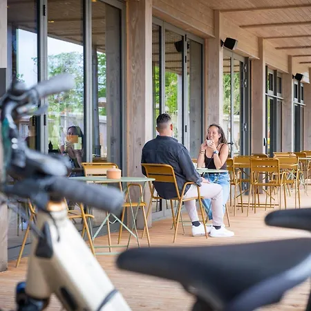 Le Bout Du Parc Hostel Βερσαλλίες