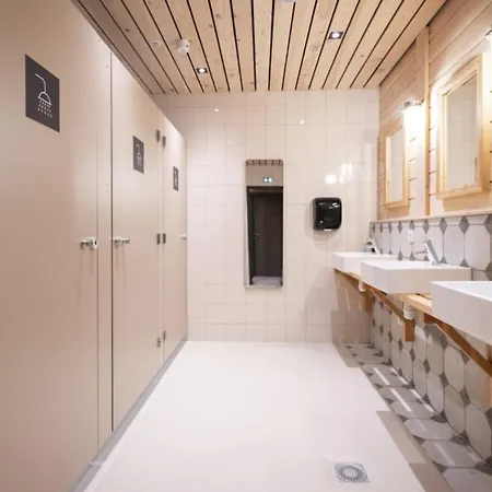 ホステル Le Bout Du Parc ベルサイユ